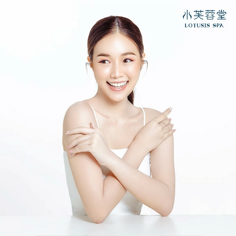 牛奶白皙波動